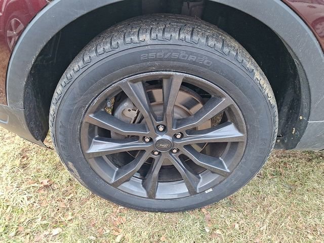 Used 2018 Ford Explorer XLT w/ Equipment Group 202A image 4