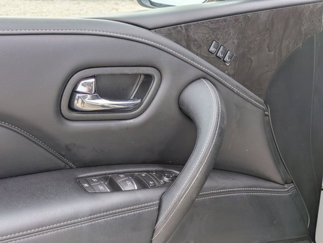 Used 2024 INFINITI QX80 Luxe image 3
