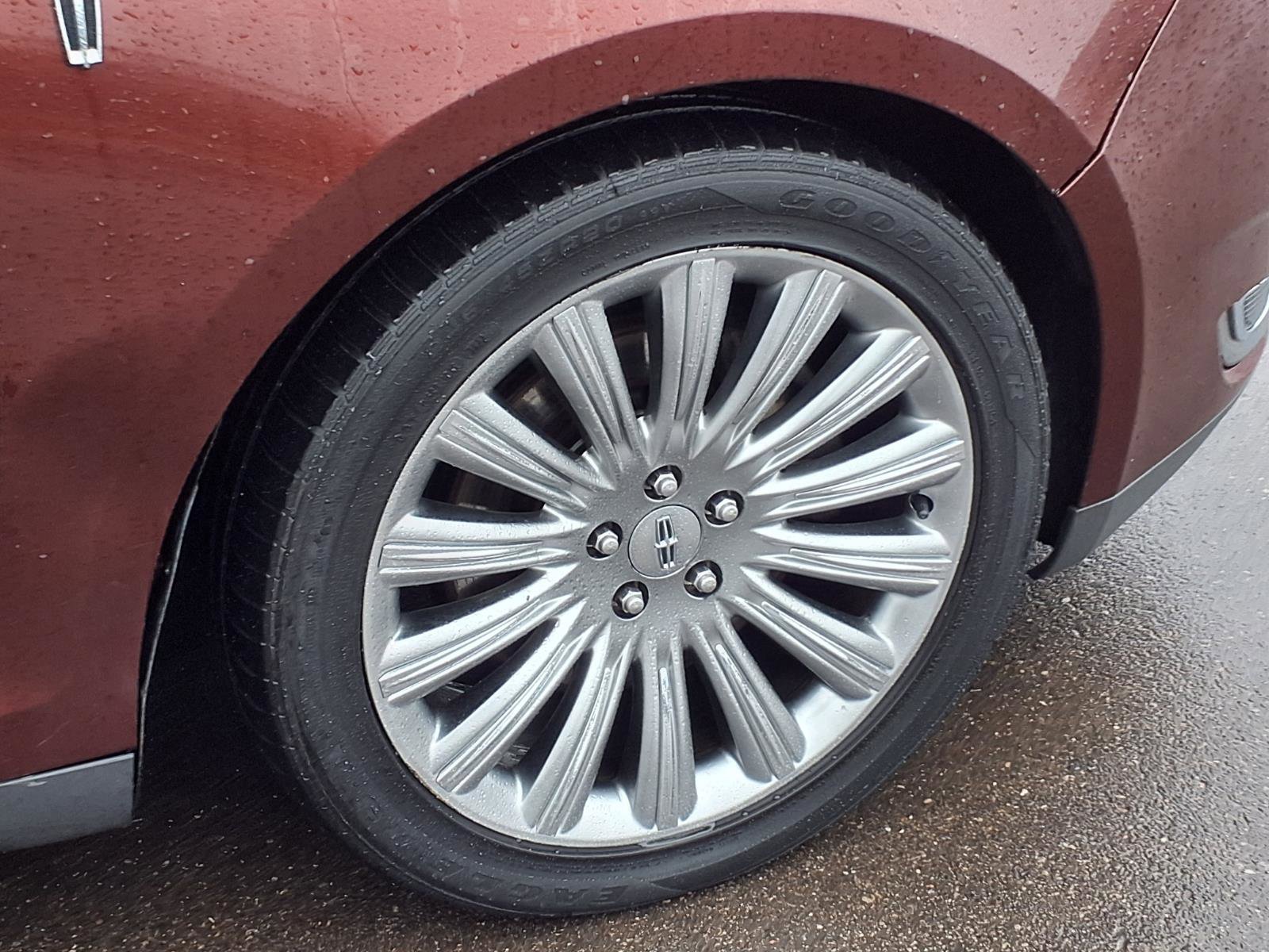 Used 2015 Lincoln MKS AWD w/ Equipment Group 101A image 29