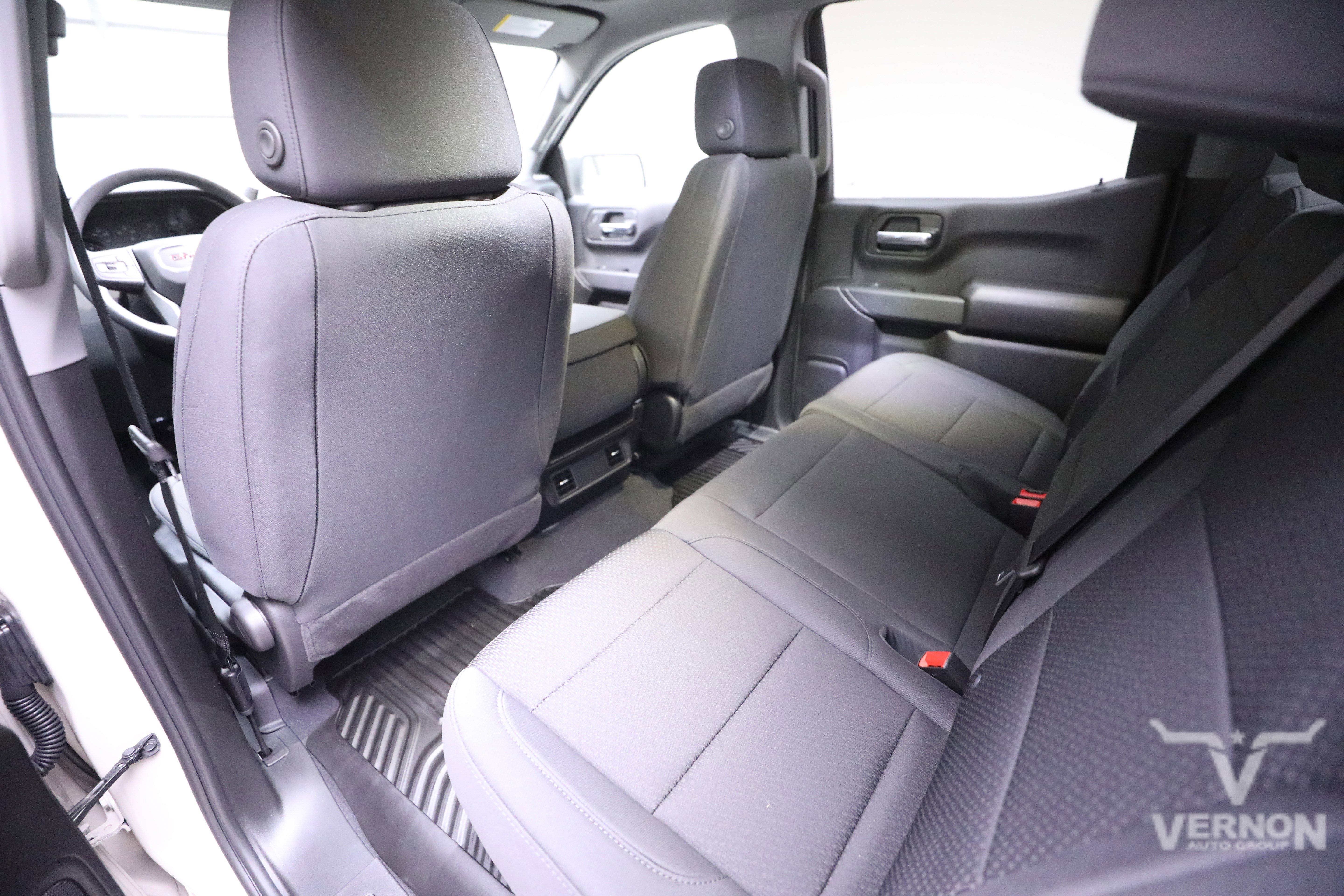 New 2026 GMC Sierra 1500 Pro w/ Graphite Edition image 9