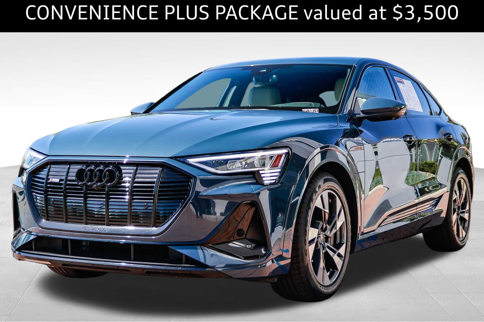 Used 2023 Audi e-tron Premium w/ Convenience Plus Package image 3