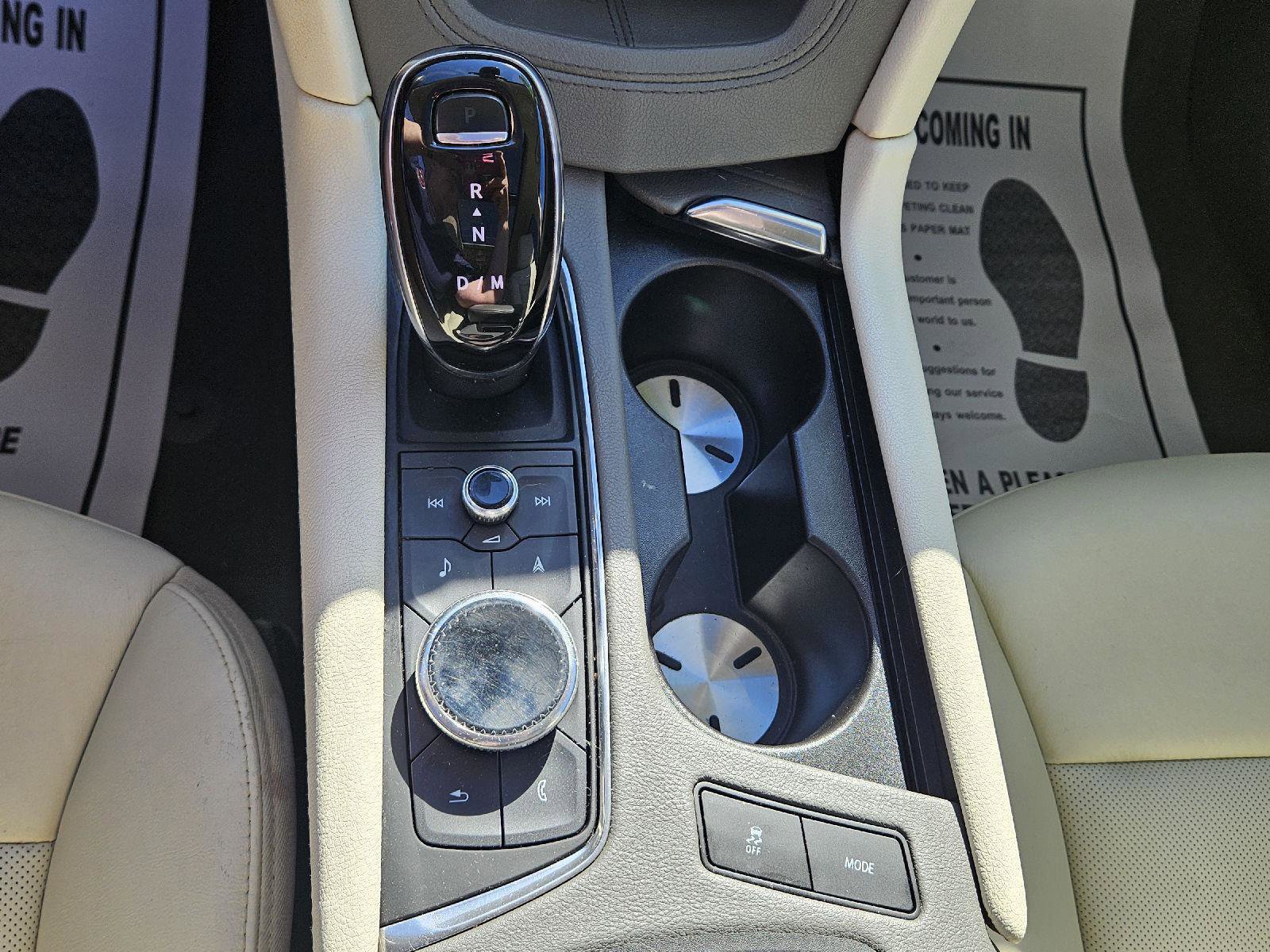 Used 2020 Cadillac XT6 Premium Luxury image 9