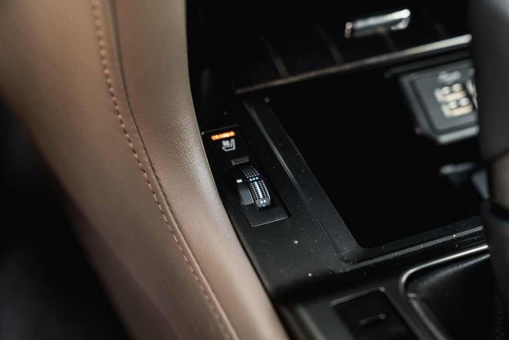 Used 2023 Lexus GX 460 Premium image 19