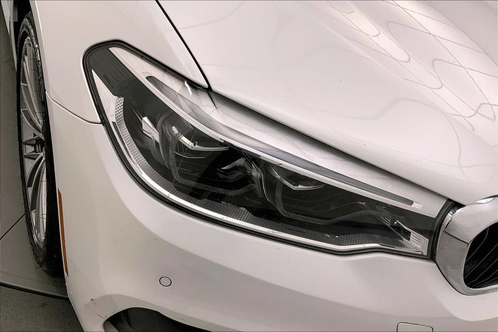 Used 2019 BMW 540i w/ Executive Package RWD image 27
