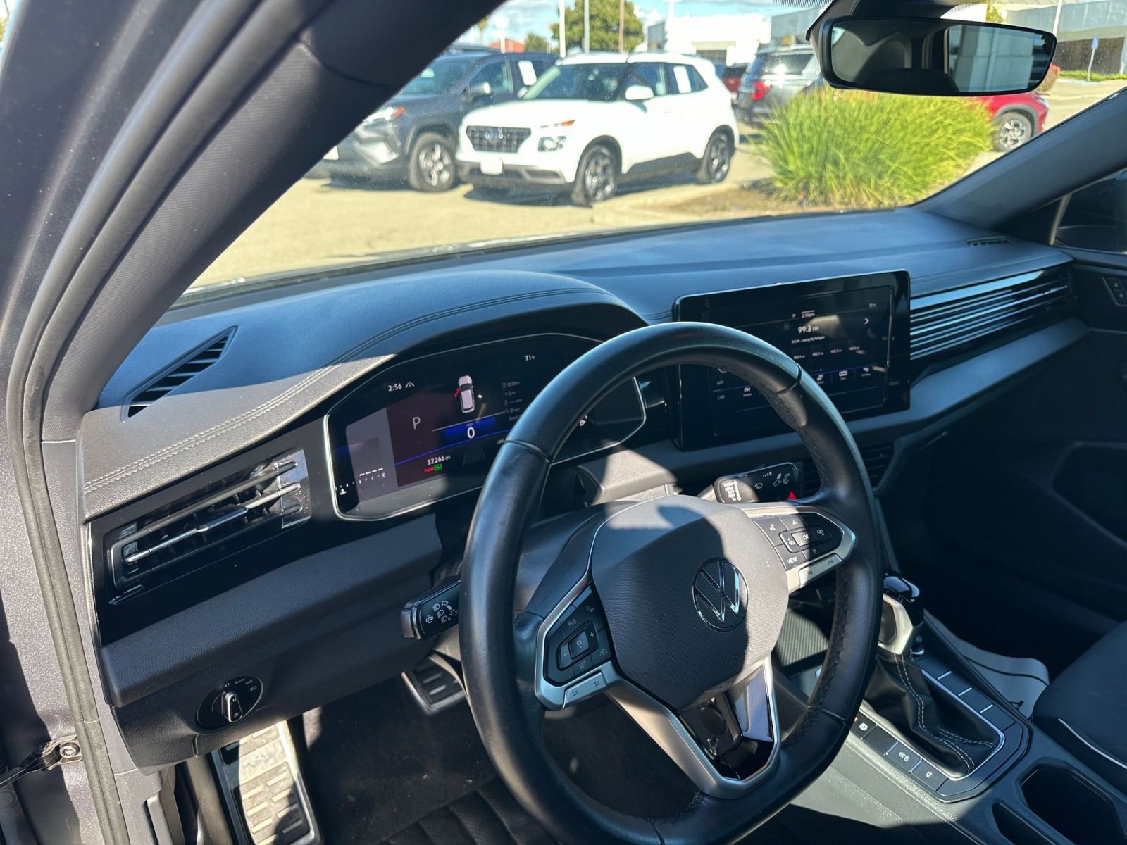 Used 2025 Volkswagen Jetta Sport image 34