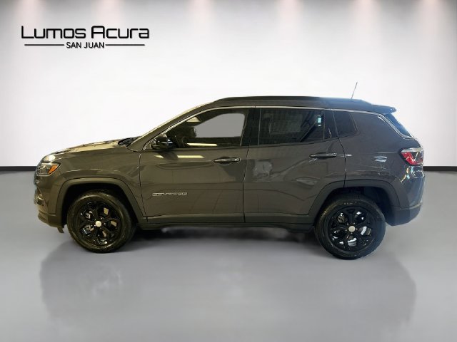 Used 2024 Jeep Compass Latitude AWD/4WD image 4