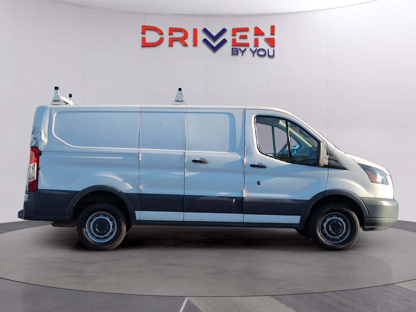 Used 2017 Ford Transit 250 130 Low Roof image 6