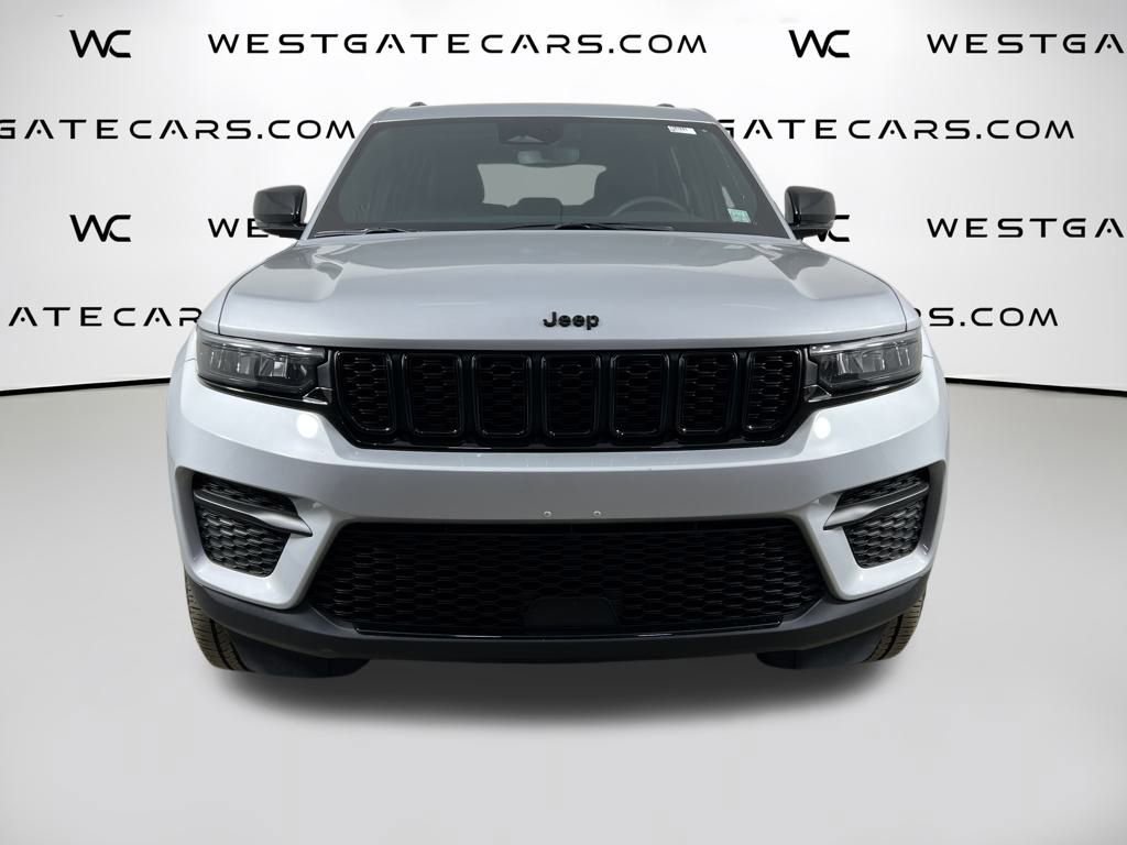 Used 2023 Jeep Grand Cherokee Altitude video 2