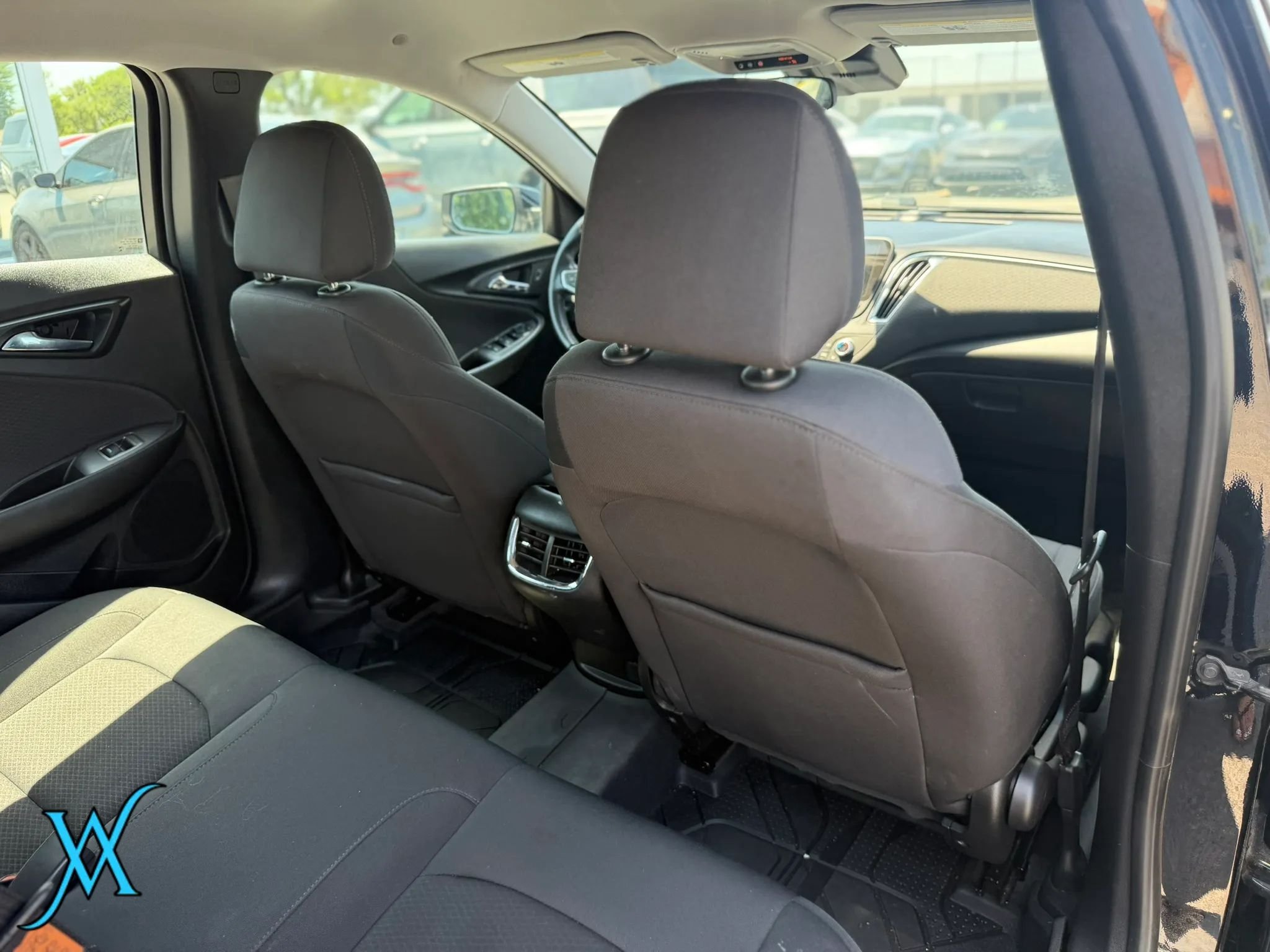 Used 2021 Chevrolet Malibu LT FWD image 20