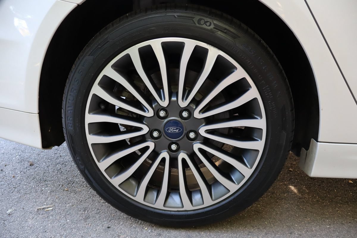 Used 2017 Ford Fusion Energi Titanium FWD image 45