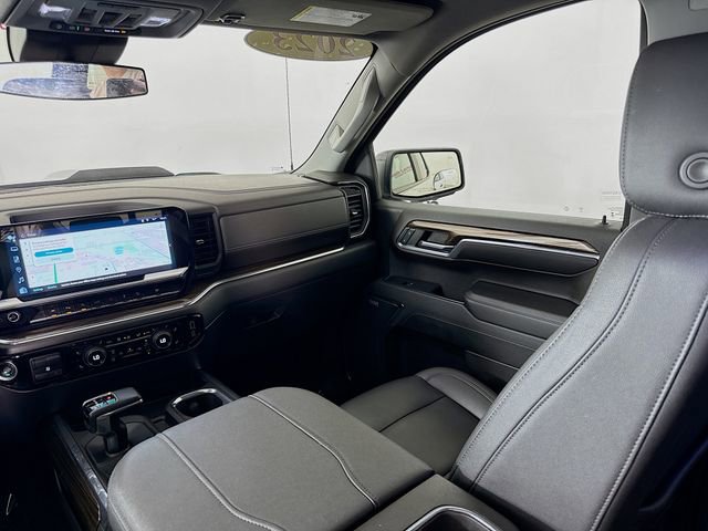 Used 2023 Chevrolet Silverado 1500 LT Trail Boss w/ LT Trail Boss Premium Package image 26