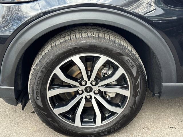 Used 2023 Ford Explorer ST image 24