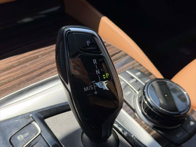 Used 2023 BMW M550i xDrive w/ Executive Package AWD/4WD image 34