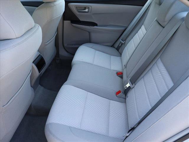 Used 2015 Toyota Camry LE FWD image 20