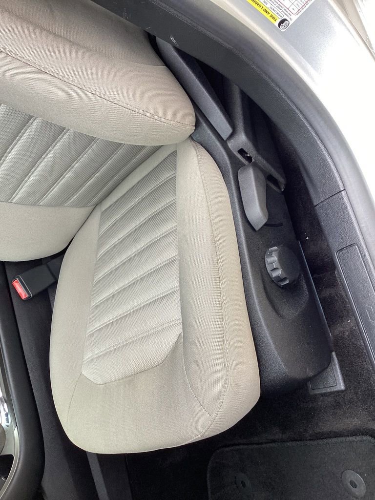 Used 2018 Ford Fusion S image 26