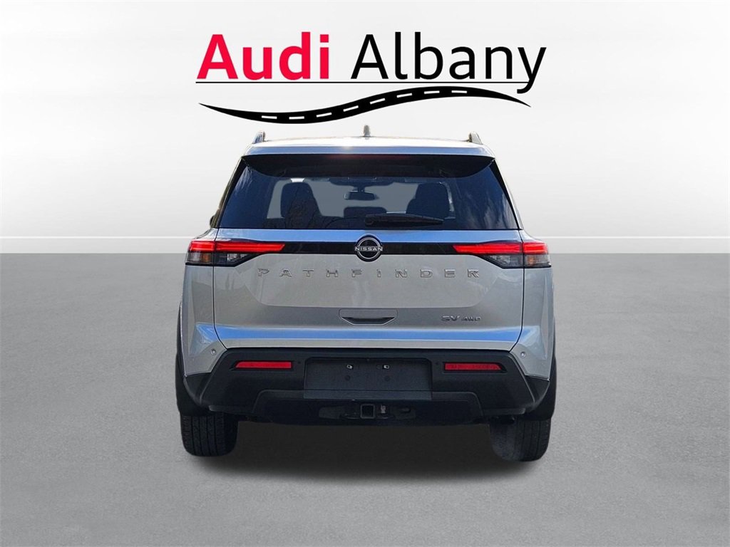 Used 2022 Nissan Pathfinder SV image 5