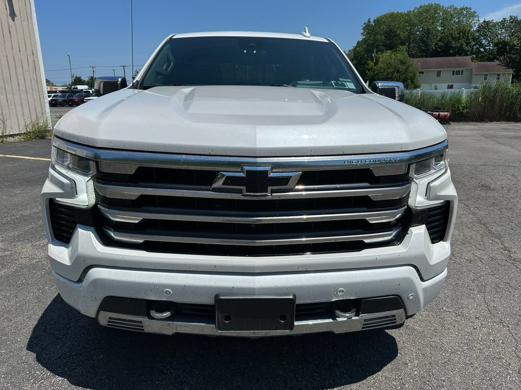 Used 2023 Chevrolet Silverado 1500 High Country w/ Technology Package AWD/4WD image 12
