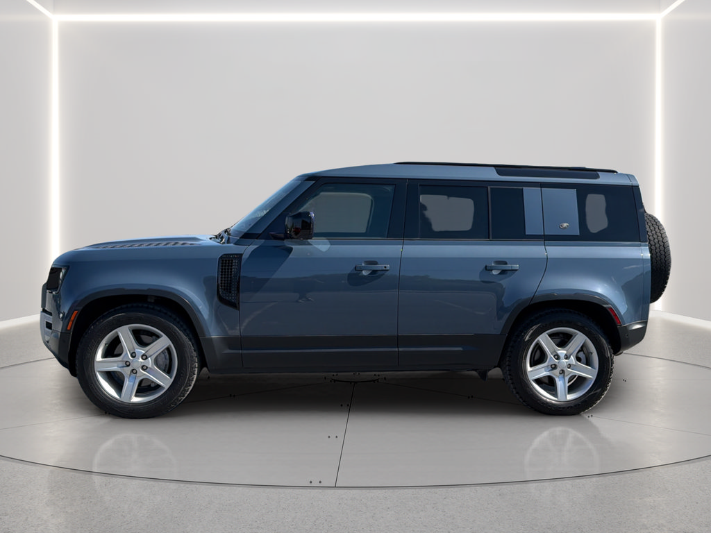 Used 2020 Land Rover Defender 110 SE AWD/4WD image 13