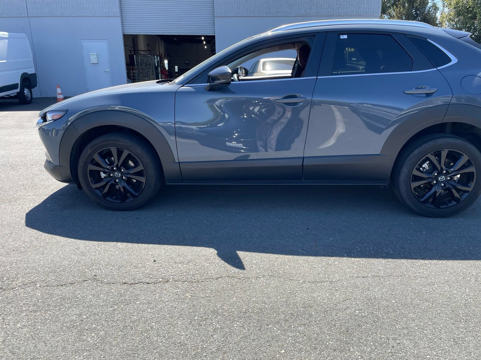 Used 2025 MAZDA CX-30 AWD 2.5 S w/ Preferred Package image 16