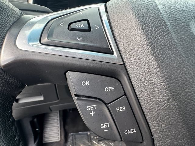 Used 2016 Ford Edge SEL FWD image 7
