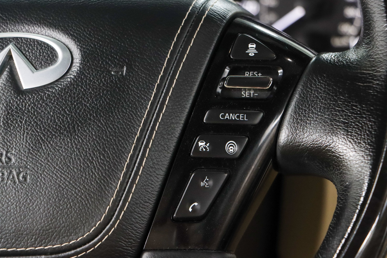 Used 2022 INFINITI QX80 Sensory w/ Cargo Package RWD image 15