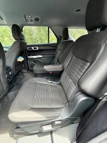 Used 2021 Ford Explorer XLT AWD/4WD image 8