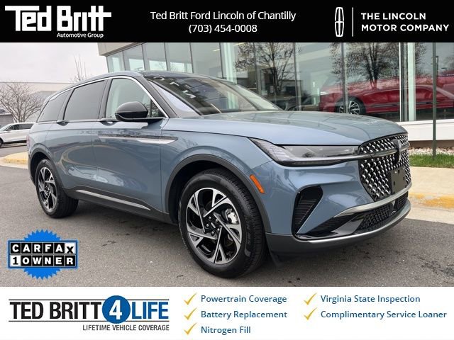 Used 2026 Lincoln Nautilus Premier image 1