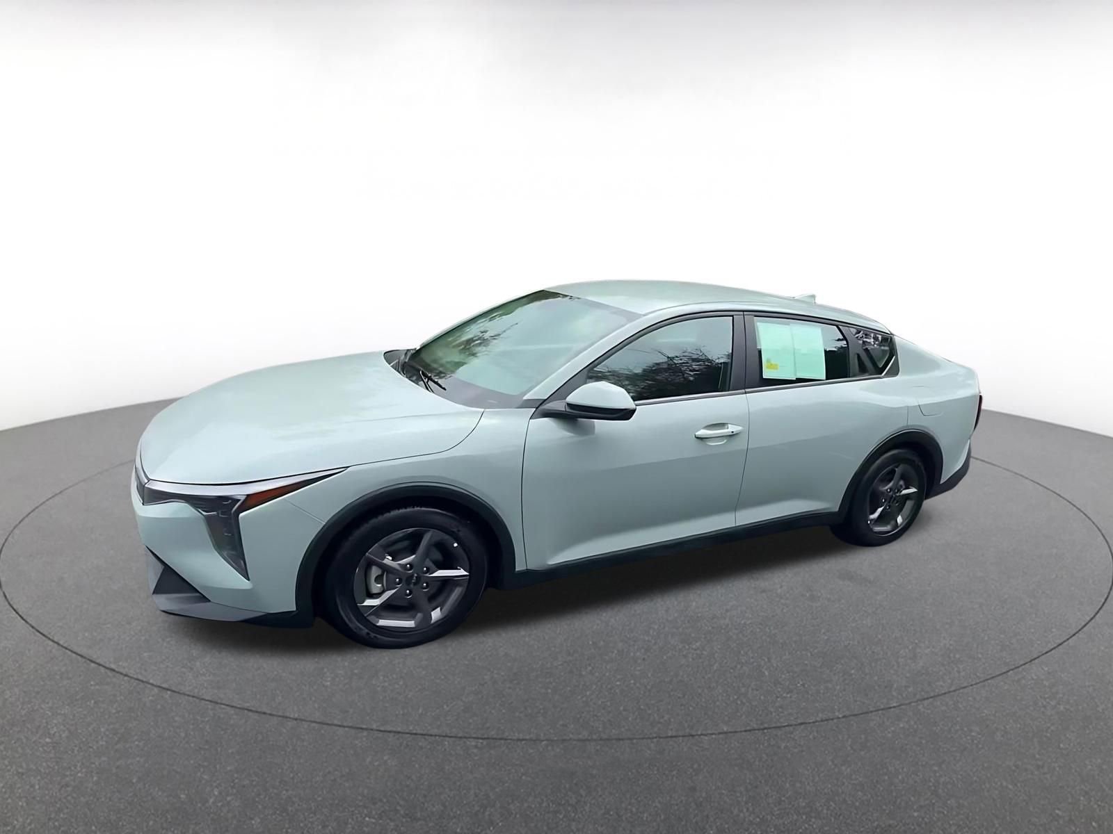 Used 2025 Kia K4 FWD image 8
