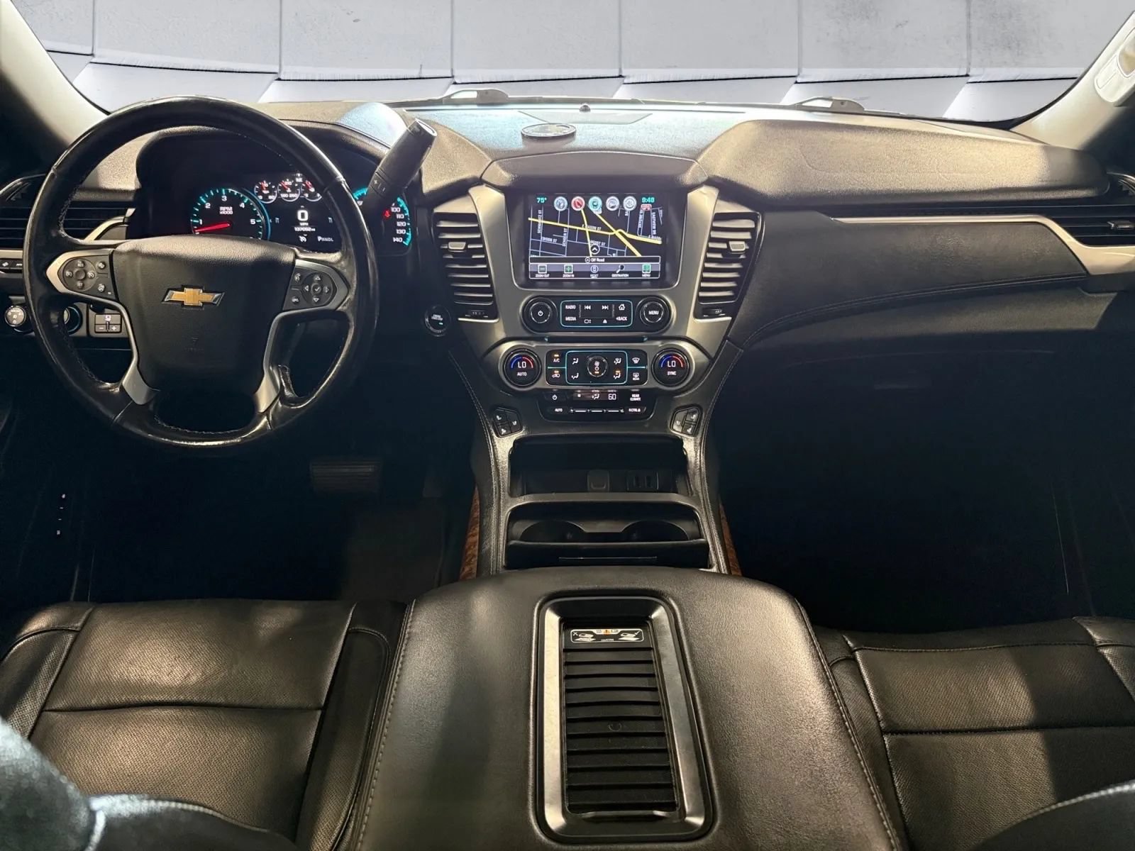 Used 2020 Chevrolet Suburban Premier AWD/4WD image 10