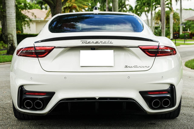 Used 2024 Maserati GranTurismo Trofeo AWD/4WD image 7