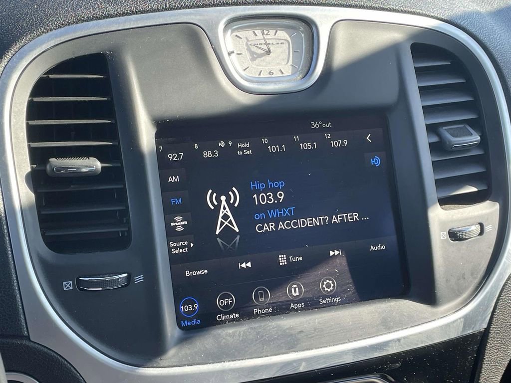 Used 2023 Chrysler 300 Touring image 23