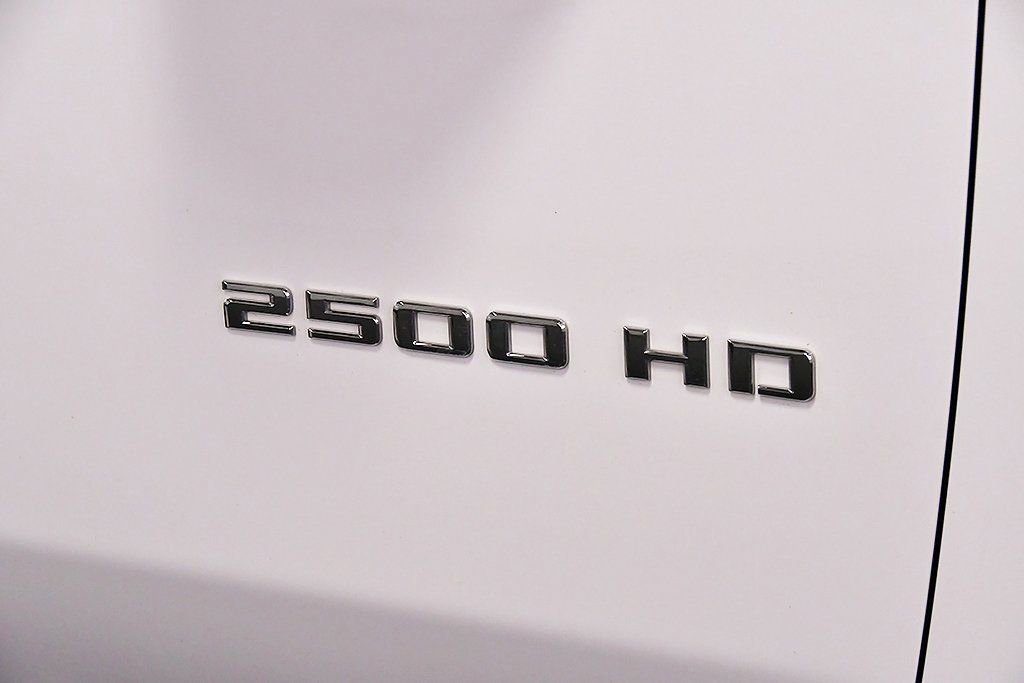 Used 2024 Chevrolet Silverado 2500 LT image 11