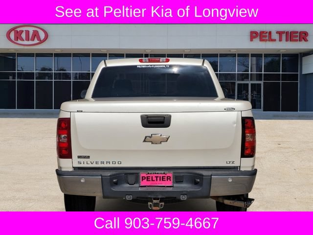 Used 2009 Chevrolet Silverado 1500 LTZ w/ White Diamond Edition AWD/4WD image 5