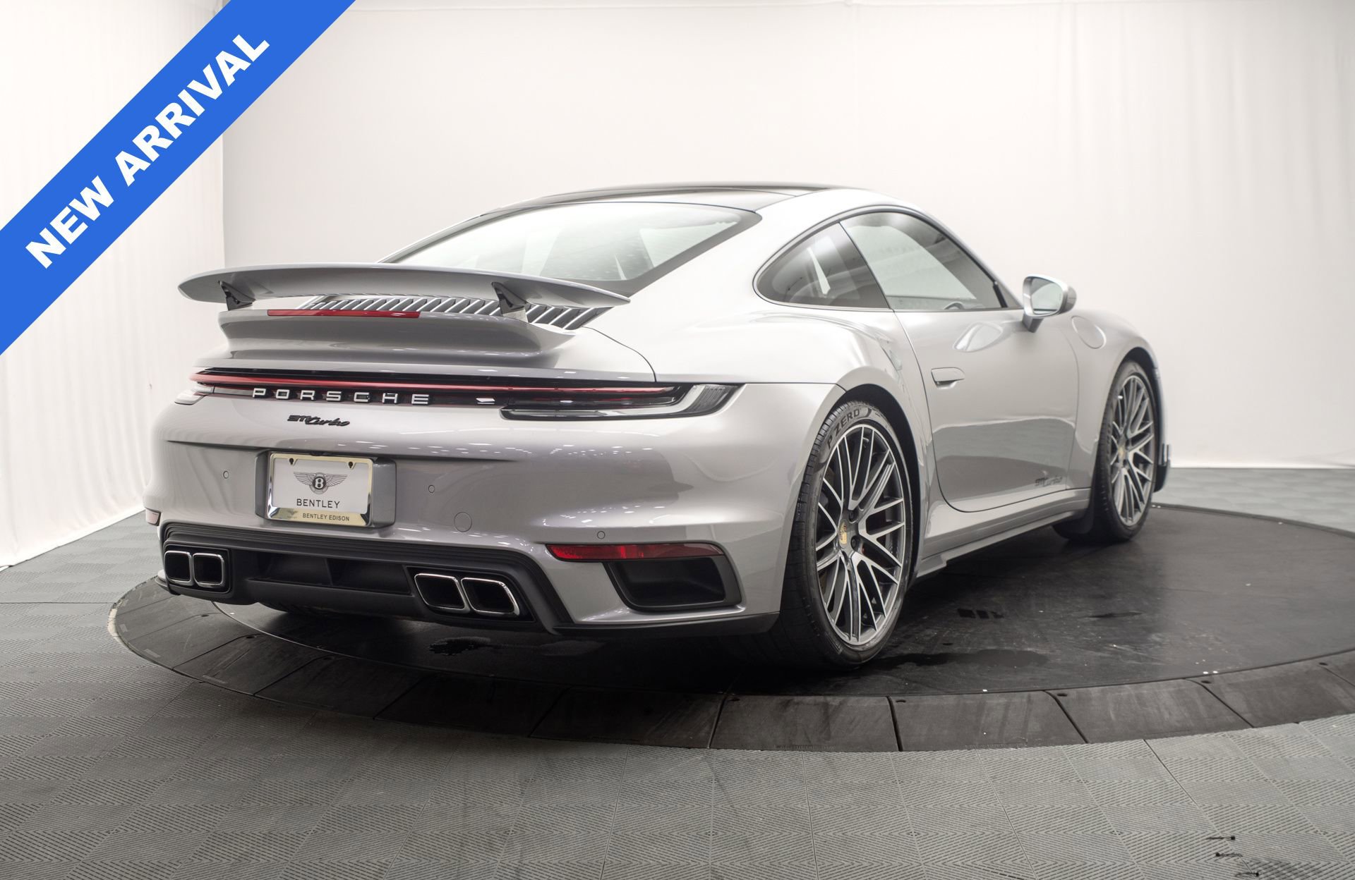 Used 2022 Porsche 911 Turbo AWD/4WD image 3