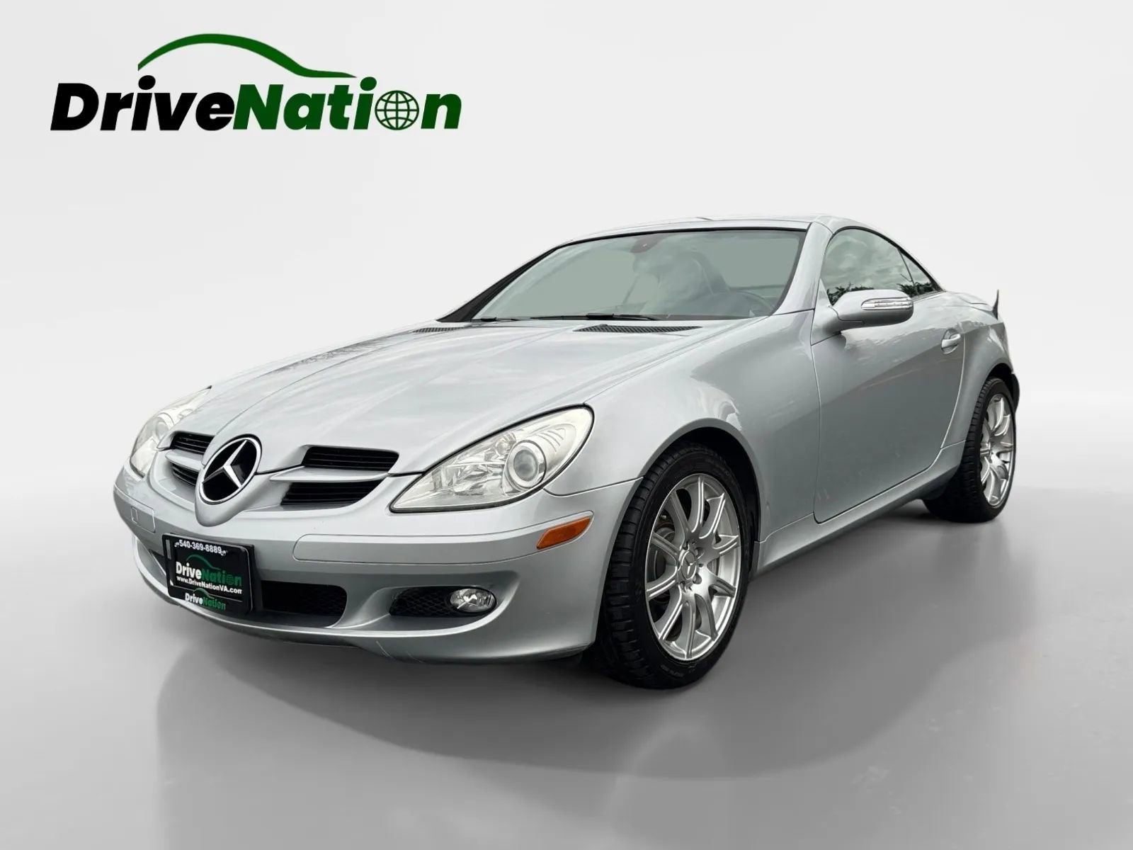 Used 2005 Mercedes-Benz SLK 350 image 2