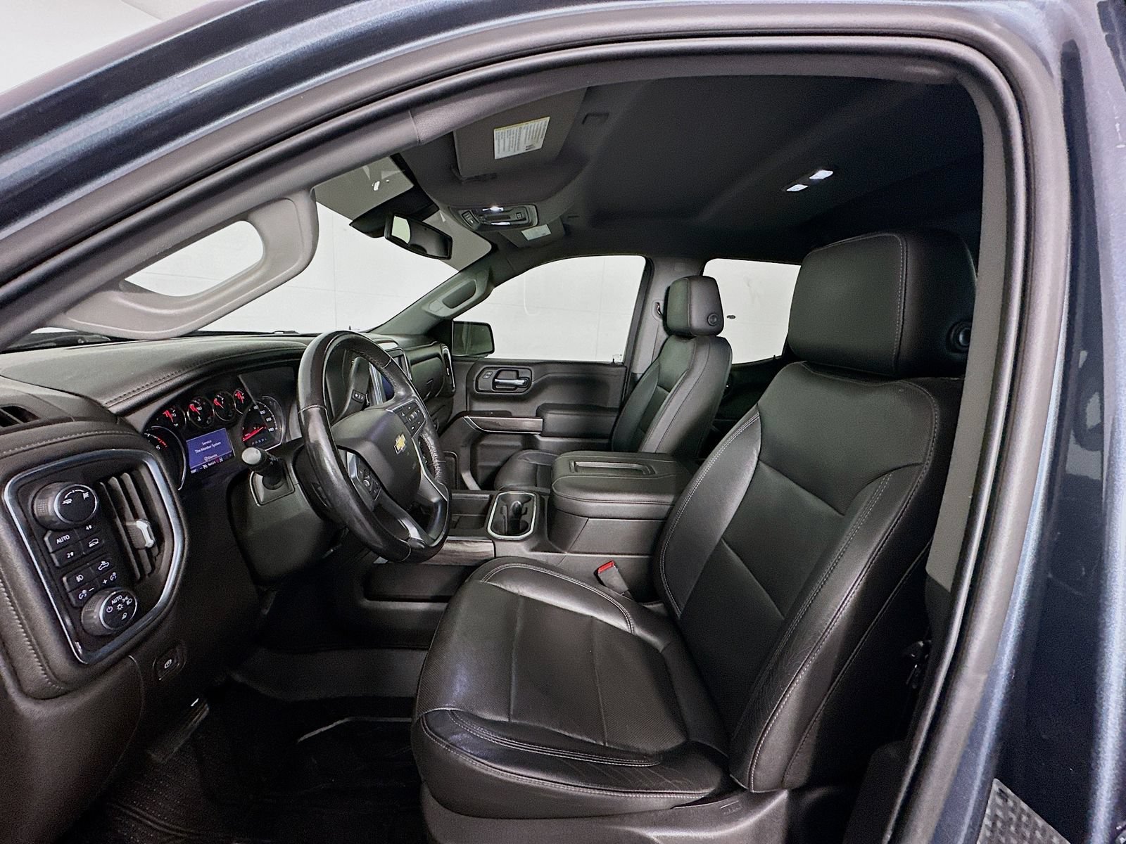 Used 2019 Chevrolet Silverado 1500 LTZ w/ LTZ Plus Package AWD/4WD image 20