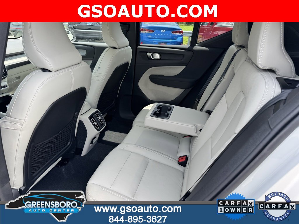 Used 2024 Volvo XC40 B5 Plus w/ Protection Package Premier image 20