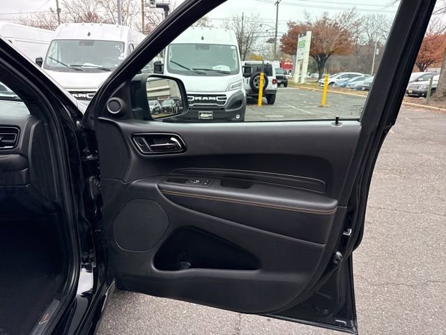 Used 2023 Dodge Durango R/T image 32