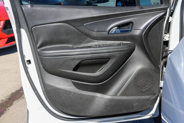 Used 2018 Buick Encore Preferred image 9