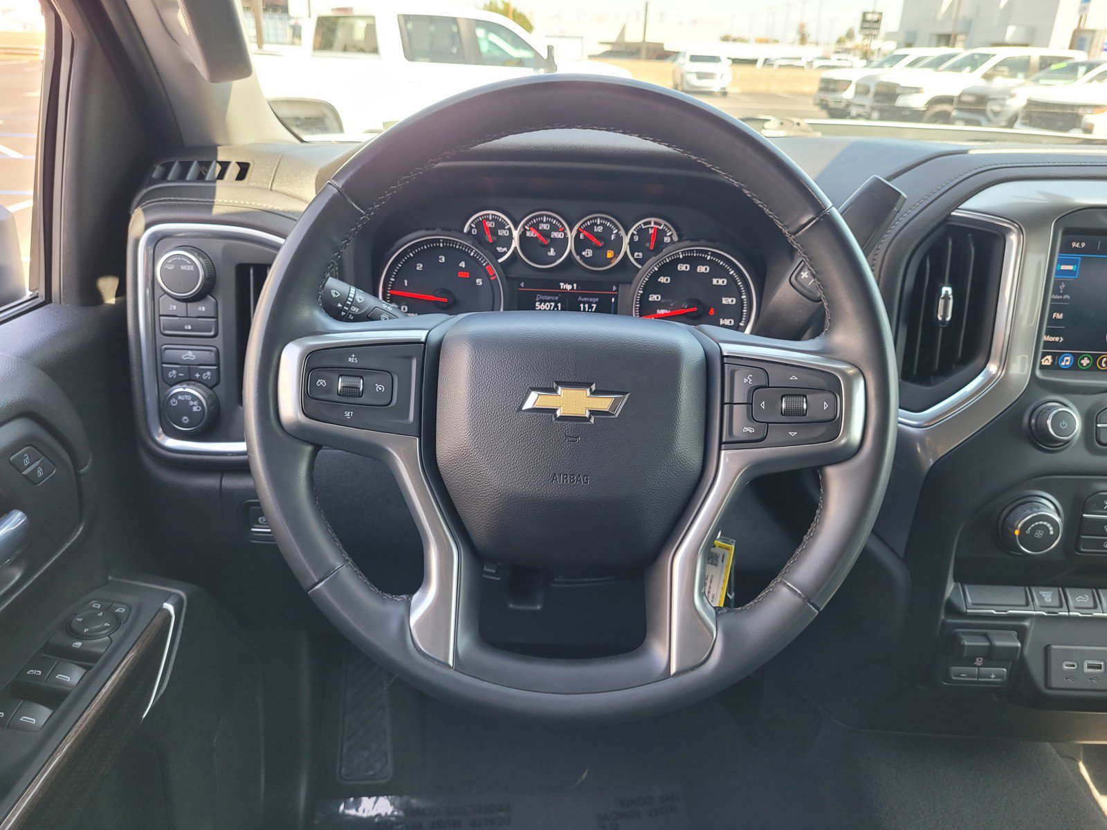 Used 2023 Chevrolet Silverado 2500 LT image 15