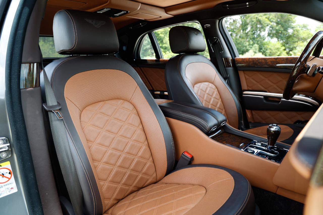 Used 2016 Bentley Mulsanne Speed RWD image 18