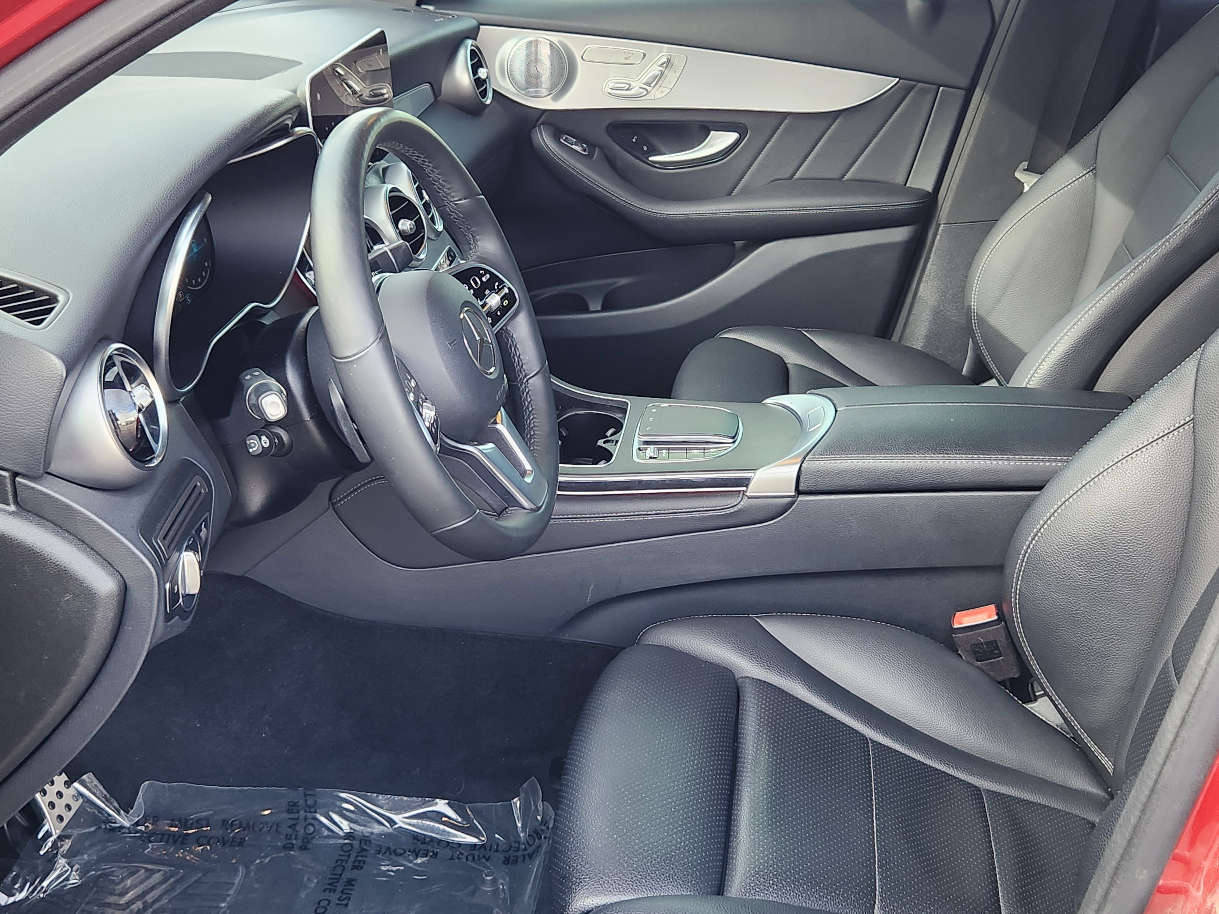 Used 2020 Mercedes-Benz GLC 300 4MATIC Coupe image 15