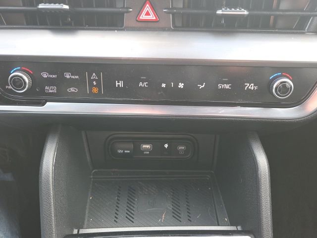 Used 2025 Kia Sportage EX image 33