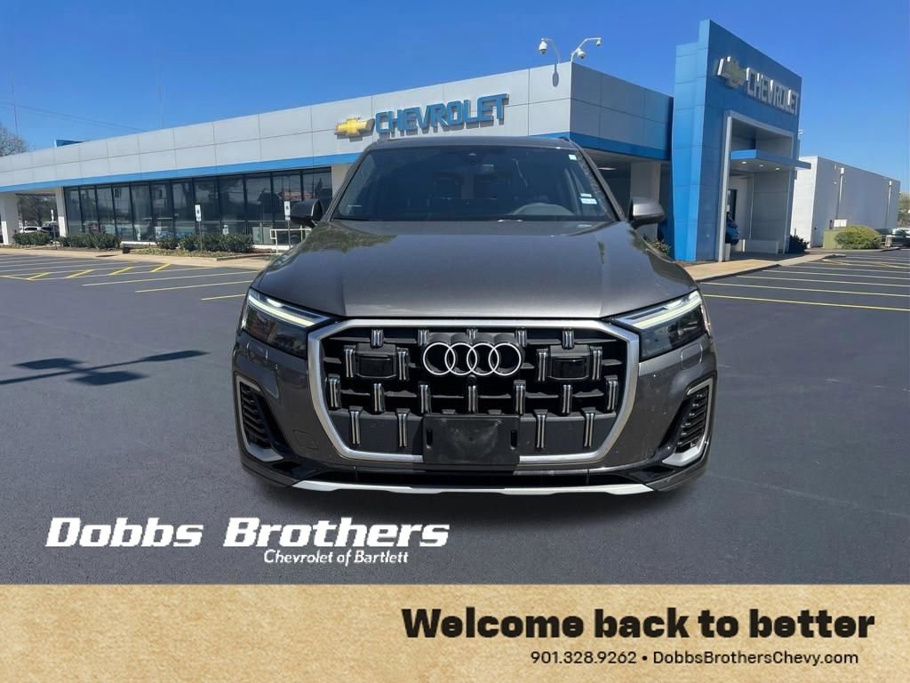 Used 2025 Audi Q7 3.0T Premium Plus AWD/4WD image 2
