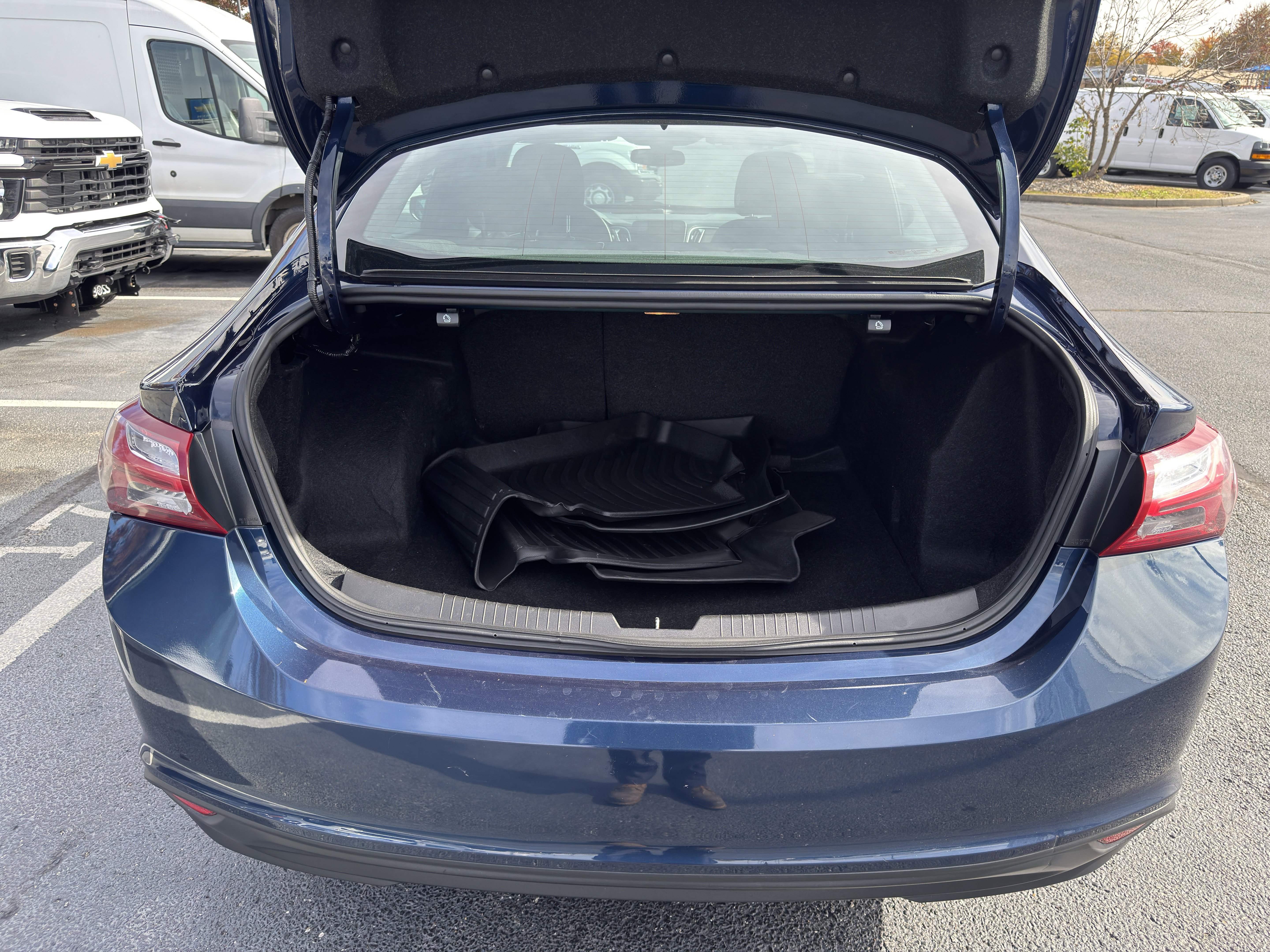 Used 2022 Chevrolet Malibu LT image 26