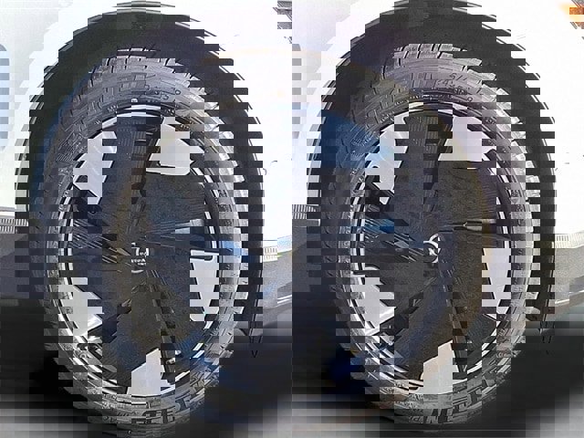 New 2026 Volvo EX30 Ultra image 5