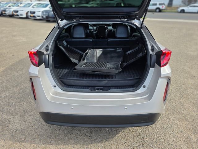 Used 2019 Toyota Prius Prime Advanced image 13