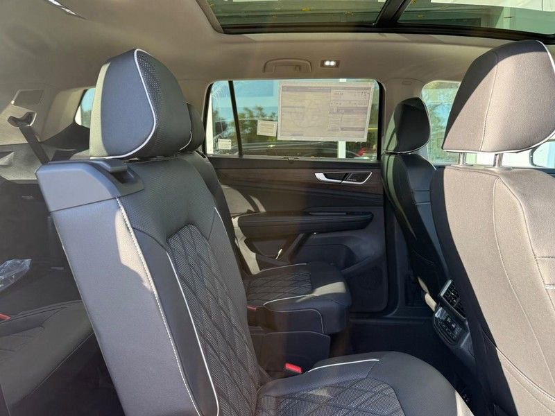 New 2026 Volkswagen Atlas SEL Premium R-Line image 5