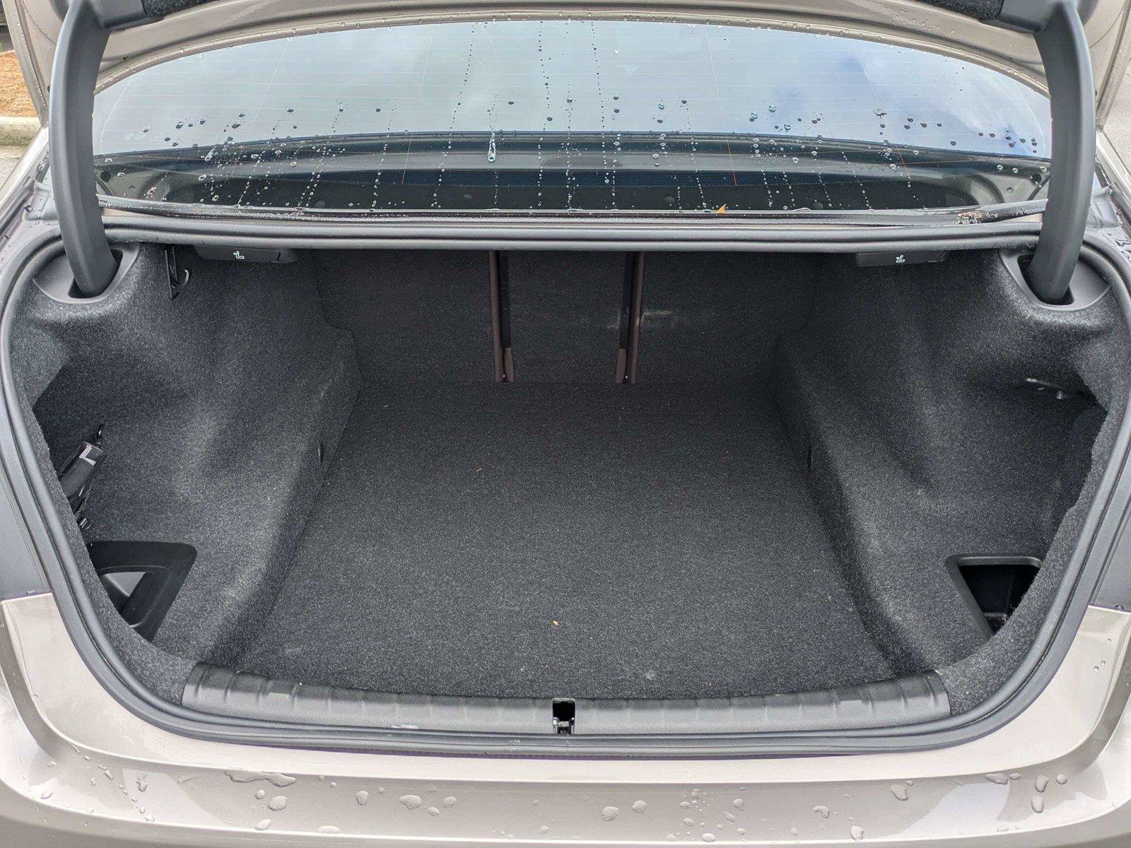 Used 2018 BMW 540i RWD image 15