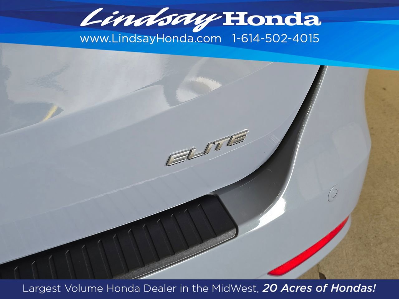 Used 2024 Honda Odyssey Elite image 8